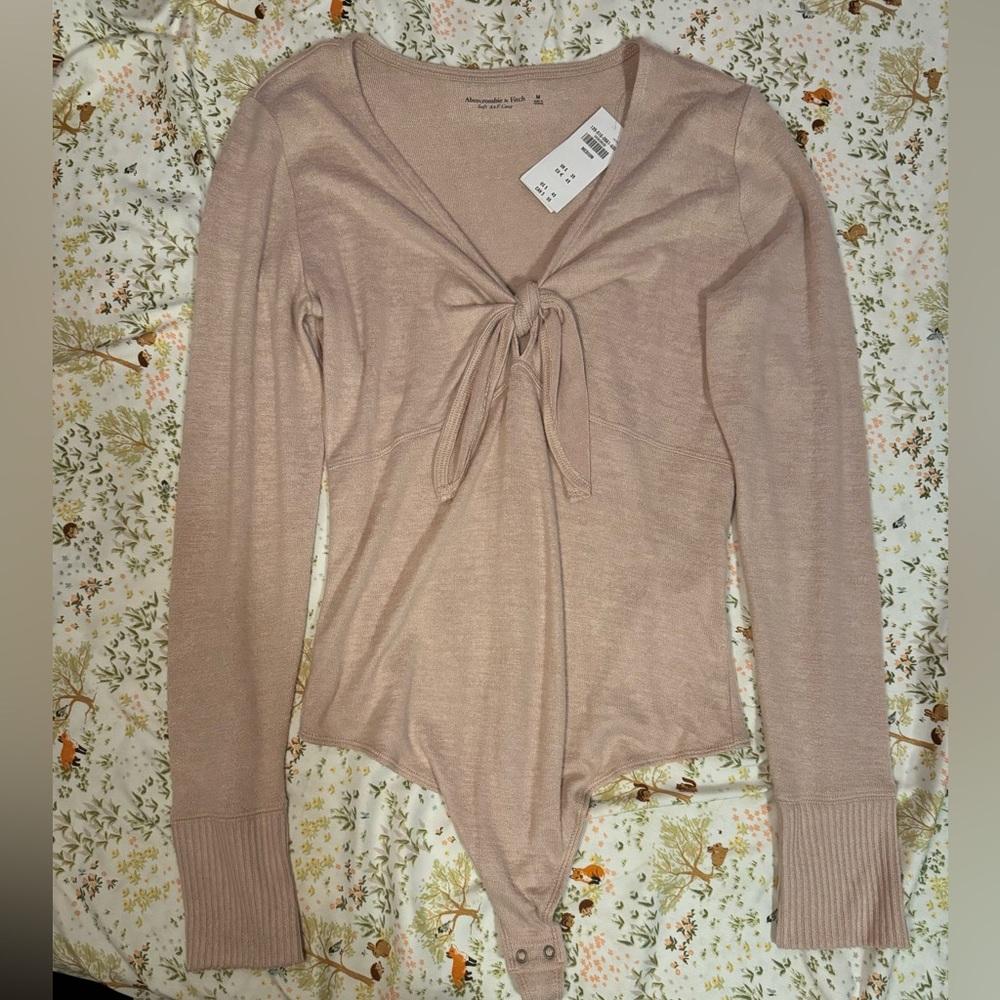 Abercrombie Soft & Cozy Dusty Pink Mauve Long Sleeve Tie Front Bodysuit - Picture 1 of 4
